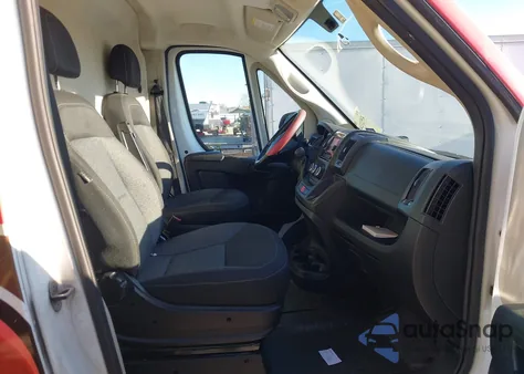 2019 Ram Promaster 2500 High Roof 159 Wb z USA, uszkodzony, nr VIN 3C6TRVDGXKE563131